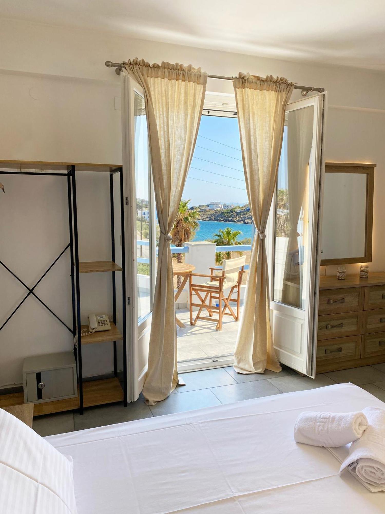 Agnadi Syros Beachfront Studios & Rooms Megas Gialos - Nites Luaran gambar