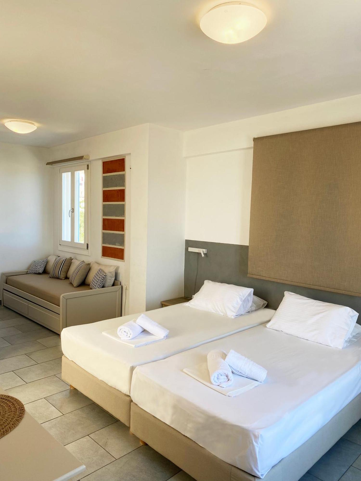 Agnadi Syros Beachfront Studios & Rooms Megas Gialos - Nites Luaran gambar