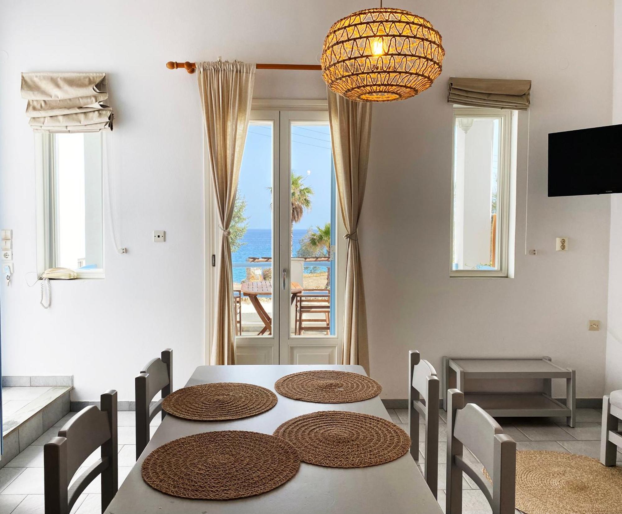 Agnadi Syros Beachfront Studios & Rooms Megas Gialos - Nites Luaran gambar